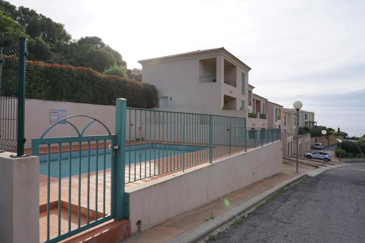 Joli T3 Familial Proche De La Mer Saint-Florent  Εξωτερικό φωτογραφία